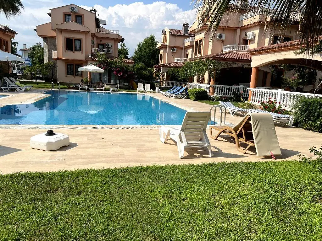 Real estate in Calis
